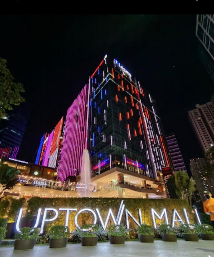 1 Bedroom Uptown Bgc Across Uptown Mall Manila Exteriör bild