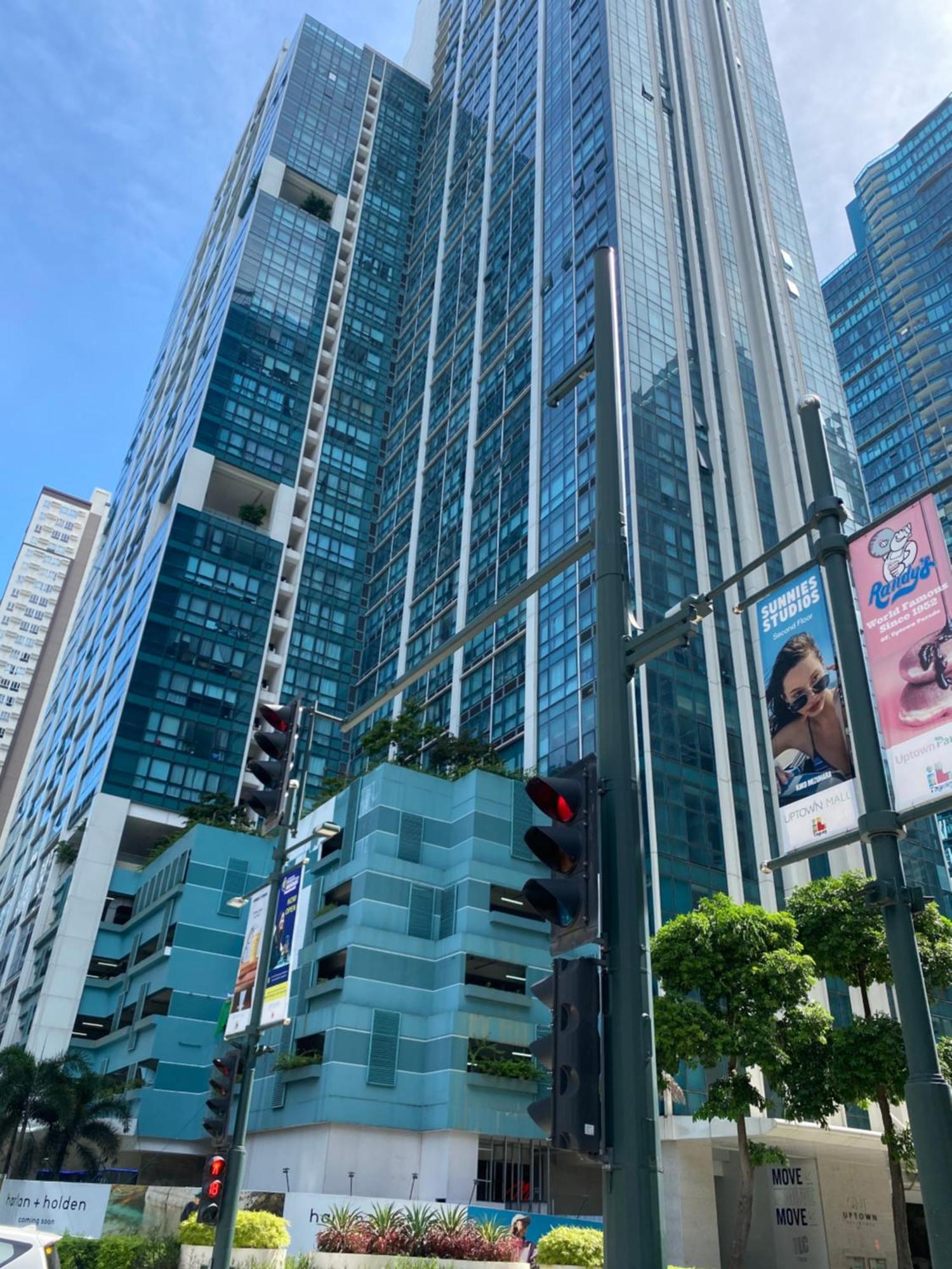 1 Bedroom Uptown Bgc Across Uptown Mall Manila Exteriör bild